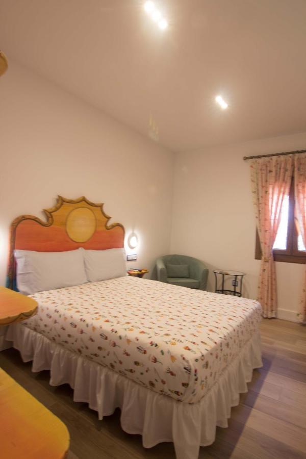 Hostal Casa Arco Iris Los Canos De Meca Zewnętrze zdjęcie